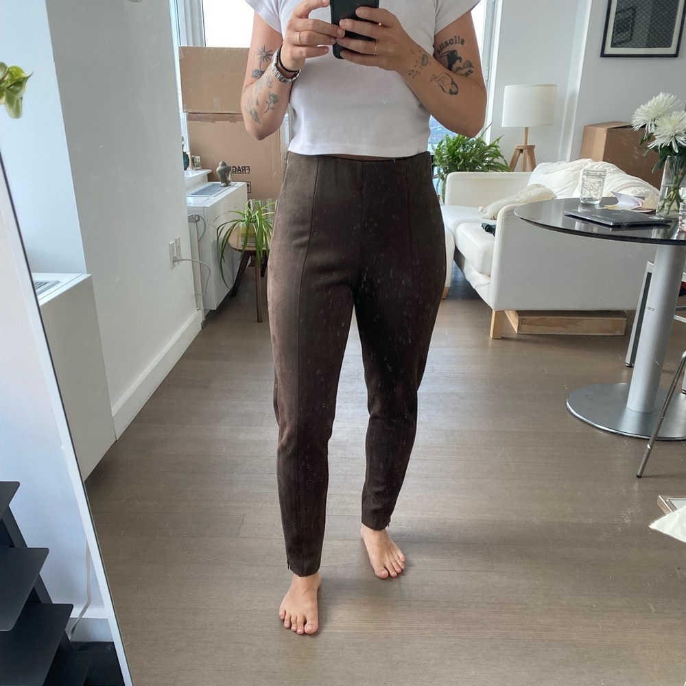 suuuuper soft zara pants 🤎